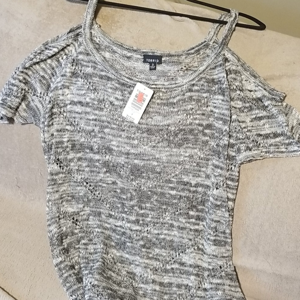 NWT marled gray and black cold shoulder sweater